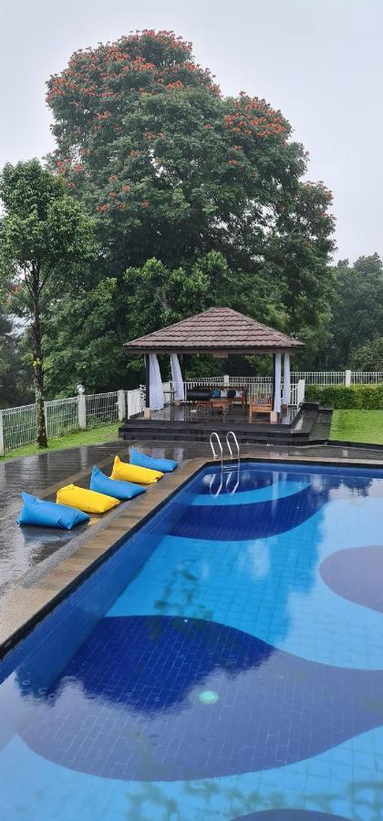 Villa Aurora Cisarua Exteriör bild